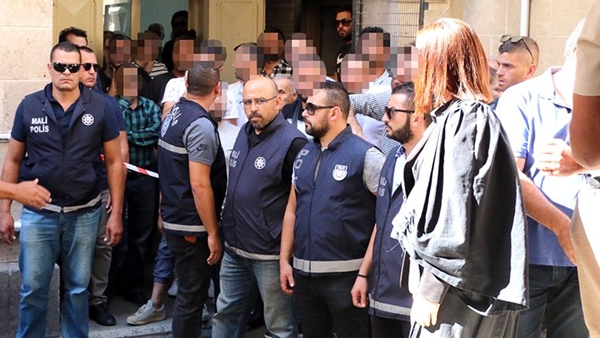 Restoranda Sanal Kumar Oynatan İşletmeci Tutuklandı